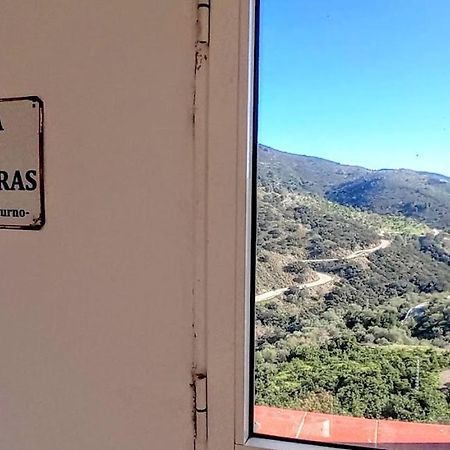 Posada Puente Romano Sedella Eksteriør billede