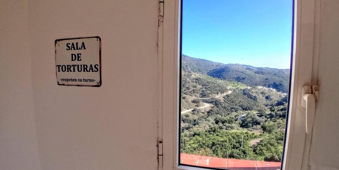 Posada Puente Romano Sedella Eksteriør billede