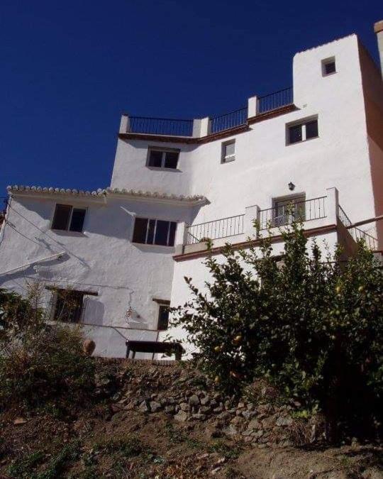 Posada Puente Romano Sedella Eksteriør billede